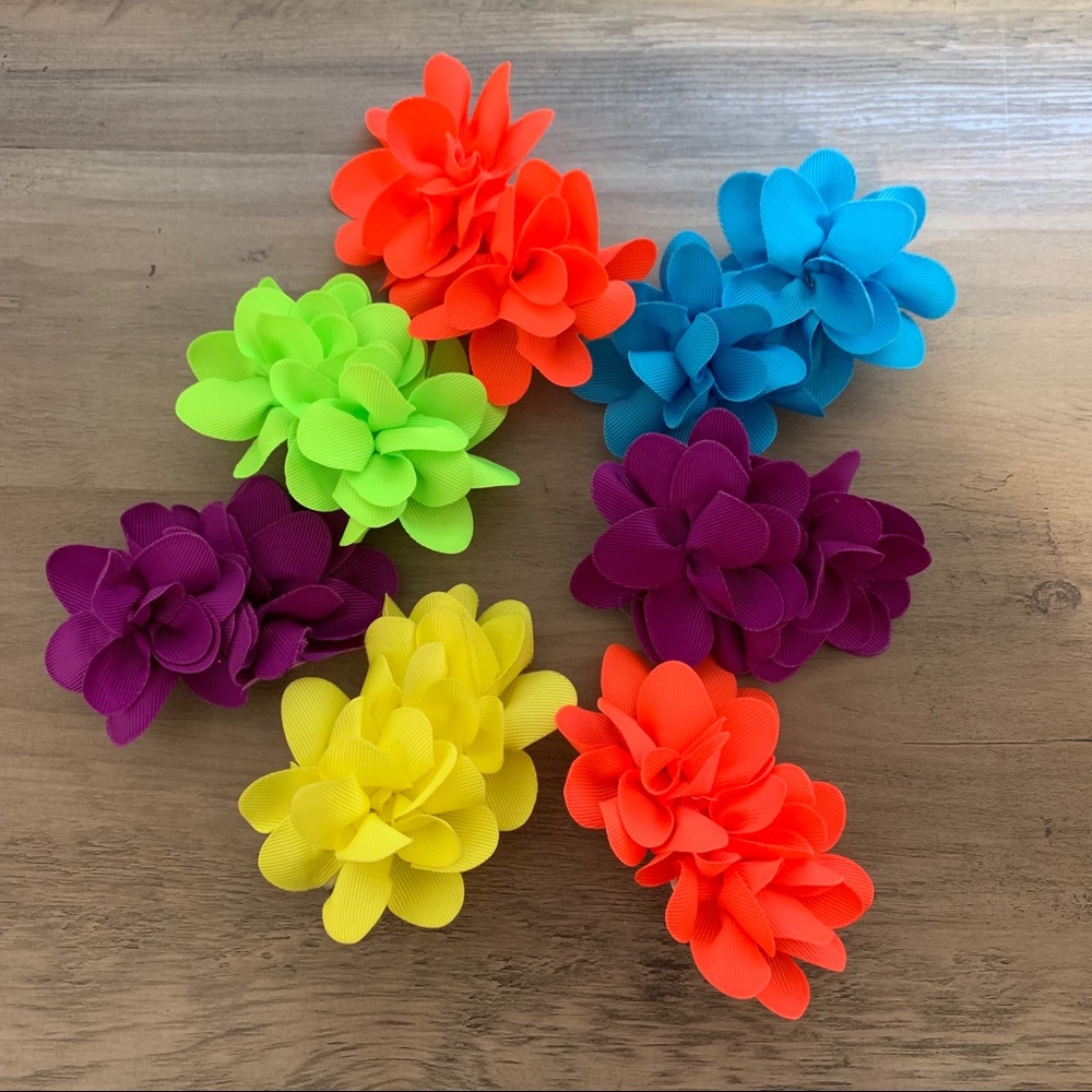 Neon Flower Cluster Hair Clips, Lot of 7 used